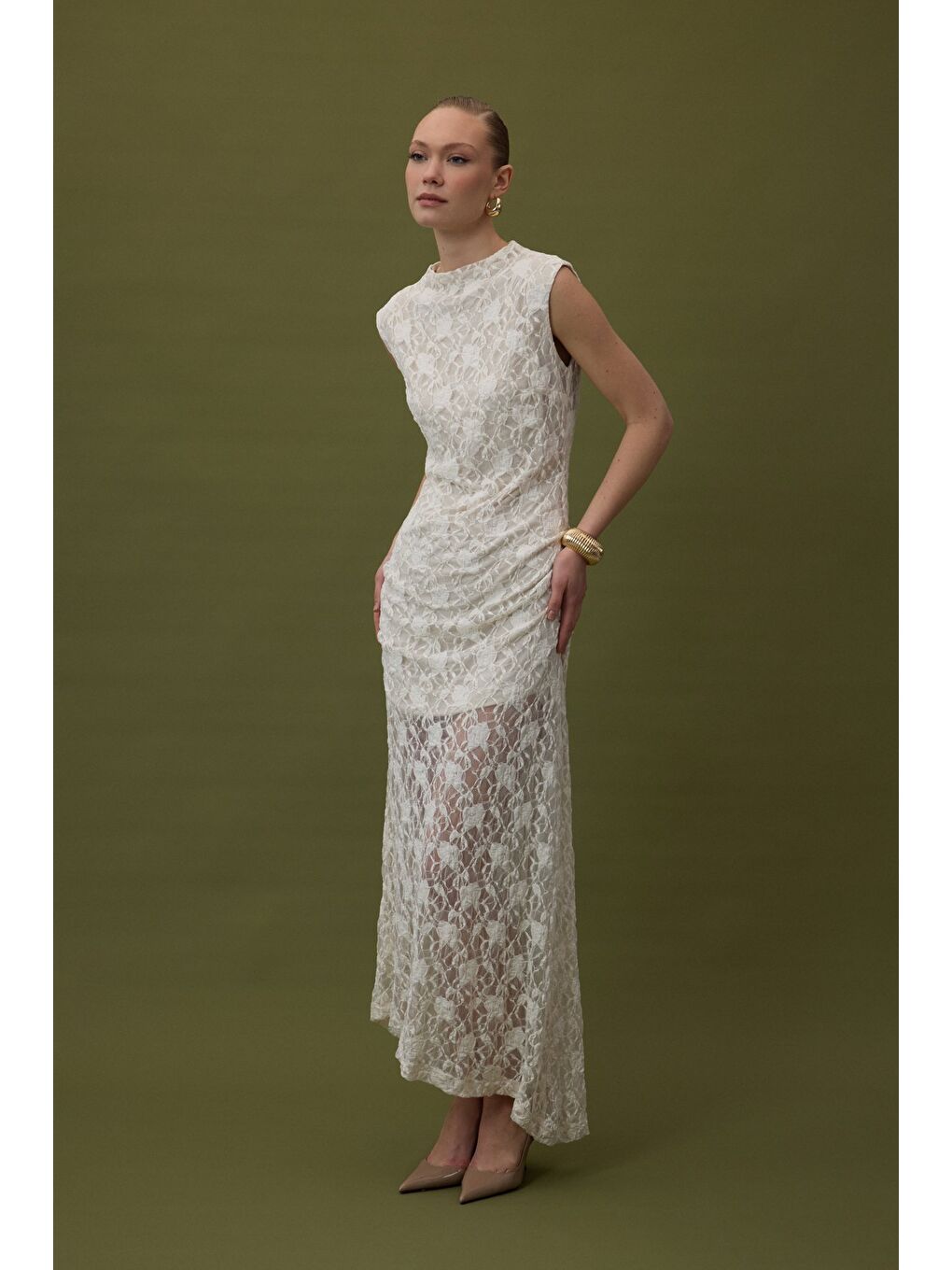 Dantel Kolsuz Elbise - Bej-1