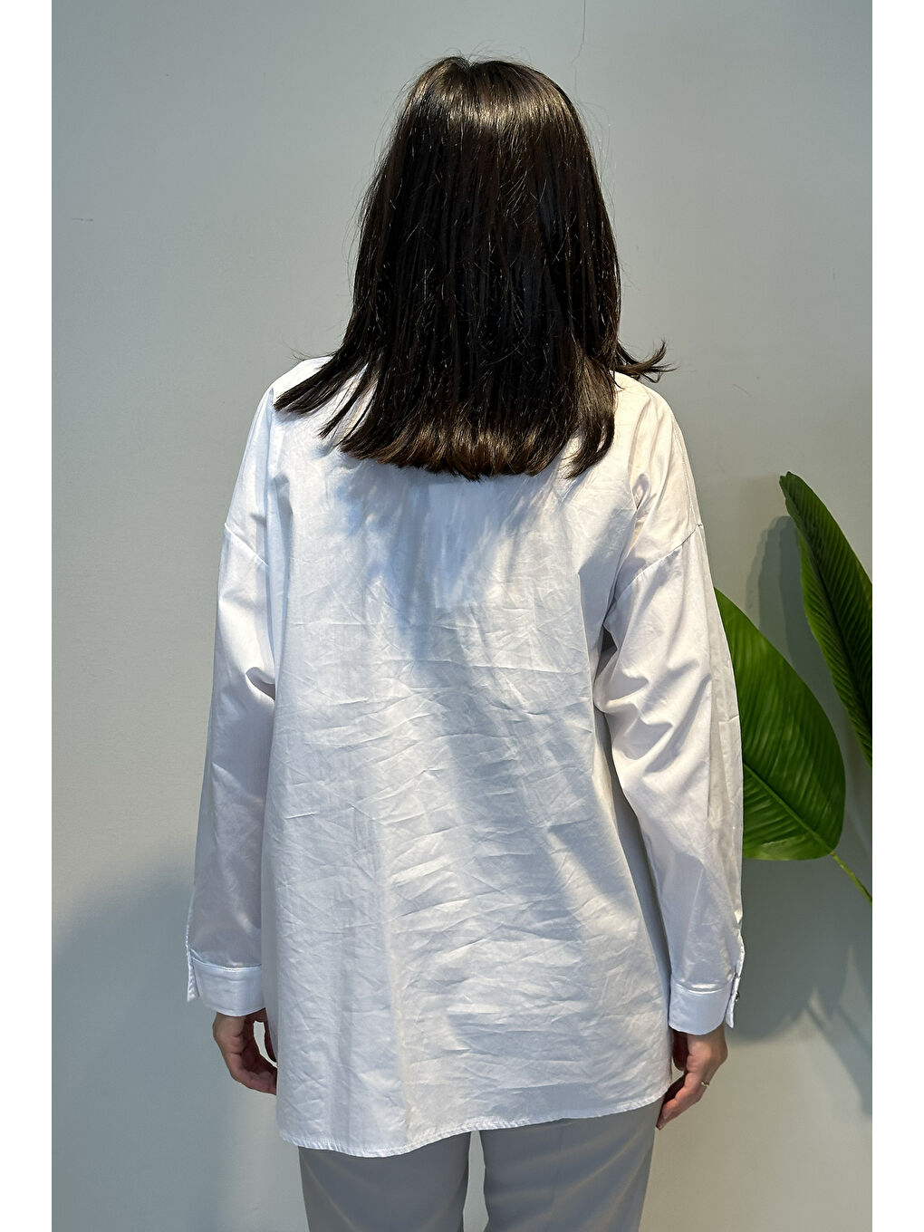 Sol Tarafı Askı Detaylı Paper Touch Gömlek 153 Beyaz-3