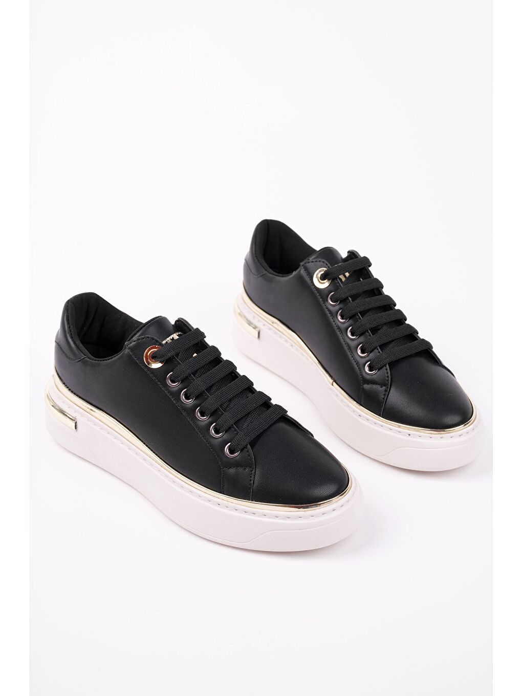 Siyah SVETLANA İnce Şerit Detaylı Bağcıklı Günlük Kadın Sneaker Spor Ayakkabı-1