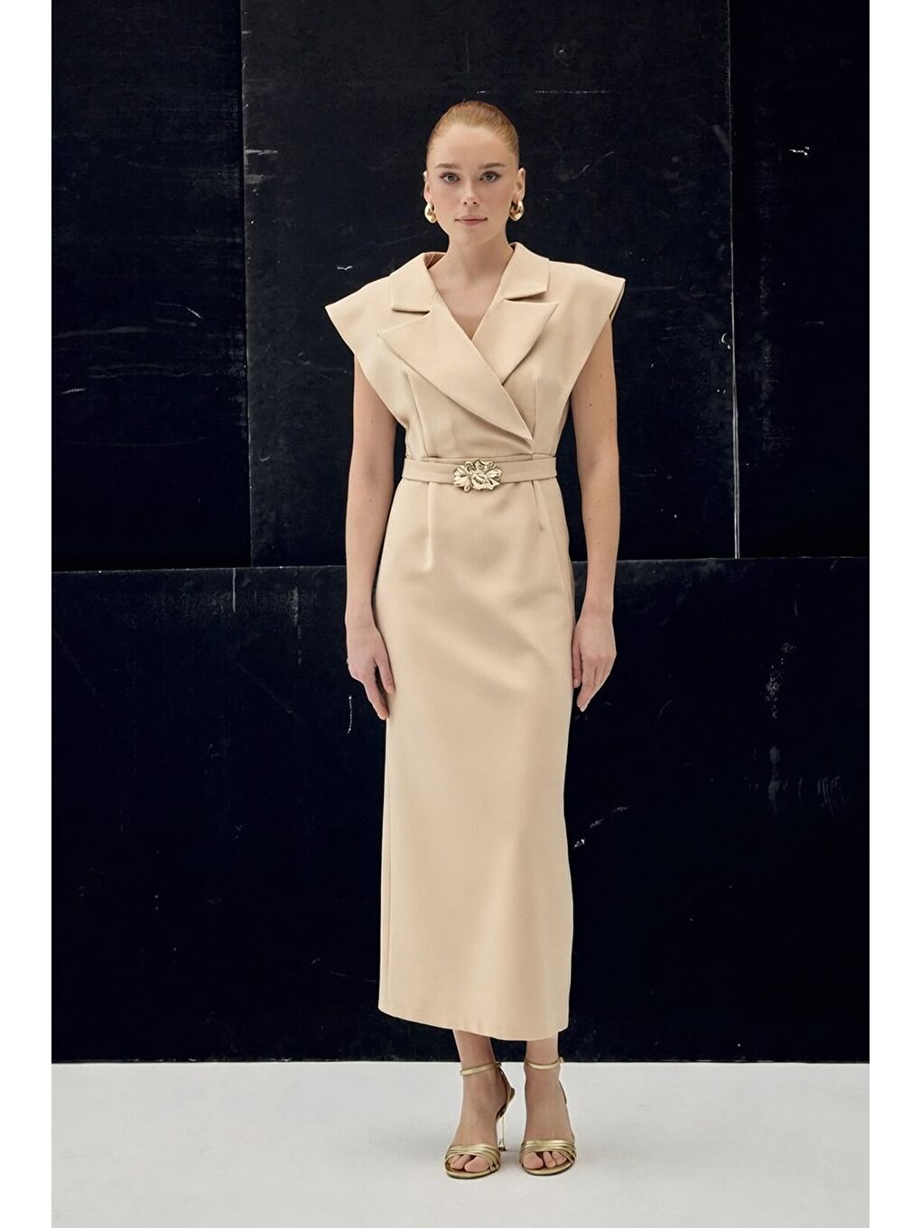 Aksesuar Detaylı Maxi Elbise - Bej-2