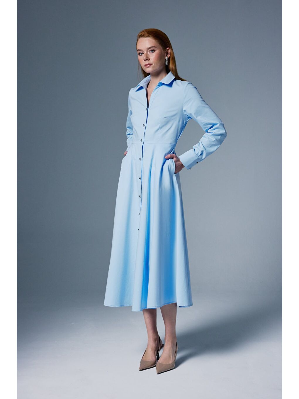 Uzun Düğme Detaylı Elbise - Mavi-5