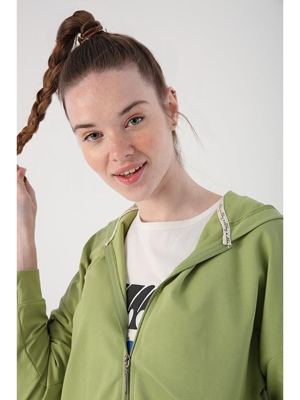 Açık Yeşil Kapüşonlu Fermuarlı Sweat Hırka-4