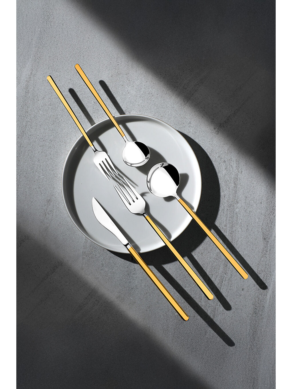 Sarı Sofia Altın Sade 6 Kişilik 30 Parça Kutulu Çatal Kaşık Takım