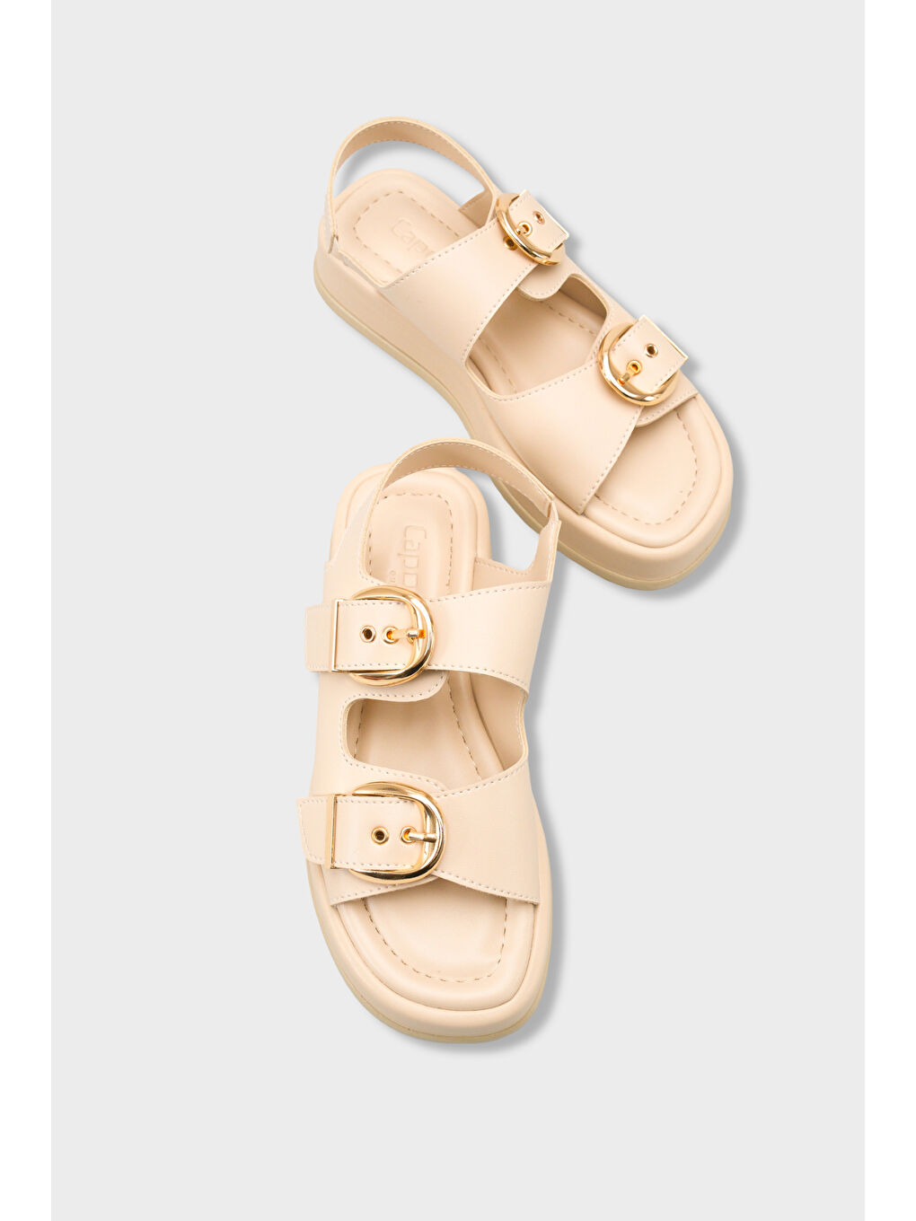 Bej Cortney Dolgu Topuklu Çift Bantlı Tokalı Kadın Sandalet-5