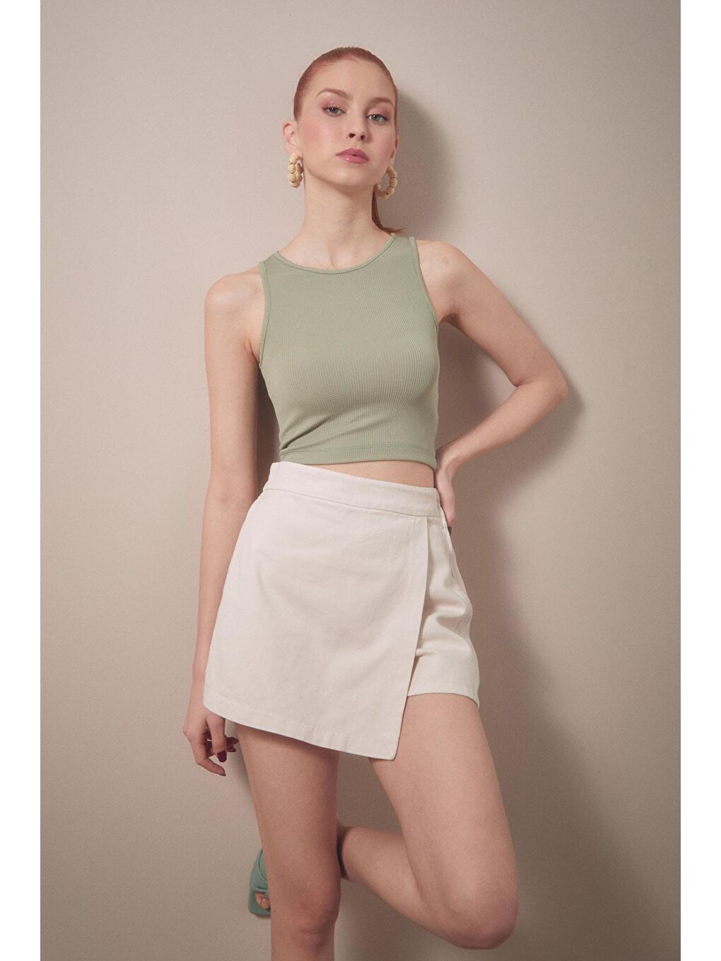 Fullamoda Bej Gabardin Yandan Fermuarlı Şort Etek - 3