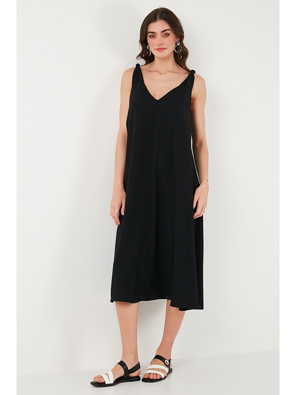 Siyah Oversize Fit V Yaka Midi Boy Basic Kadın Elbise 6788688-3