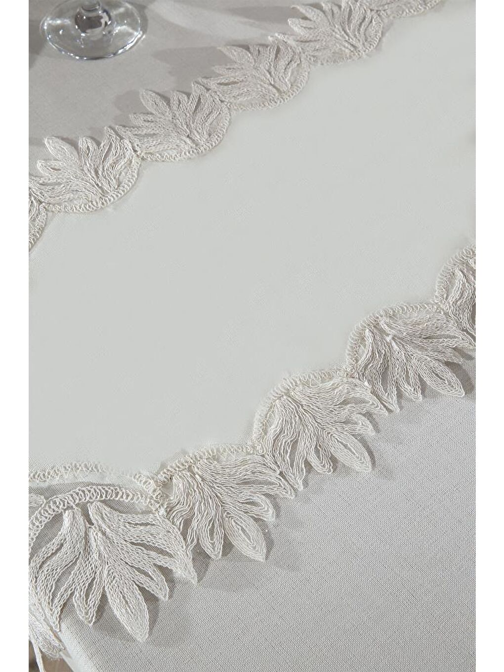 Ekru Elfida Masa Örtüsü 26 Parça Krem-4