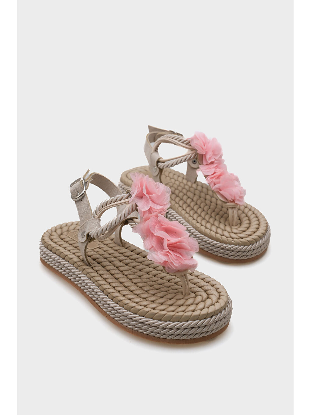 Bej Cornelia Hasır Parmak Arası Çiçekli Kadın Sandalet-1