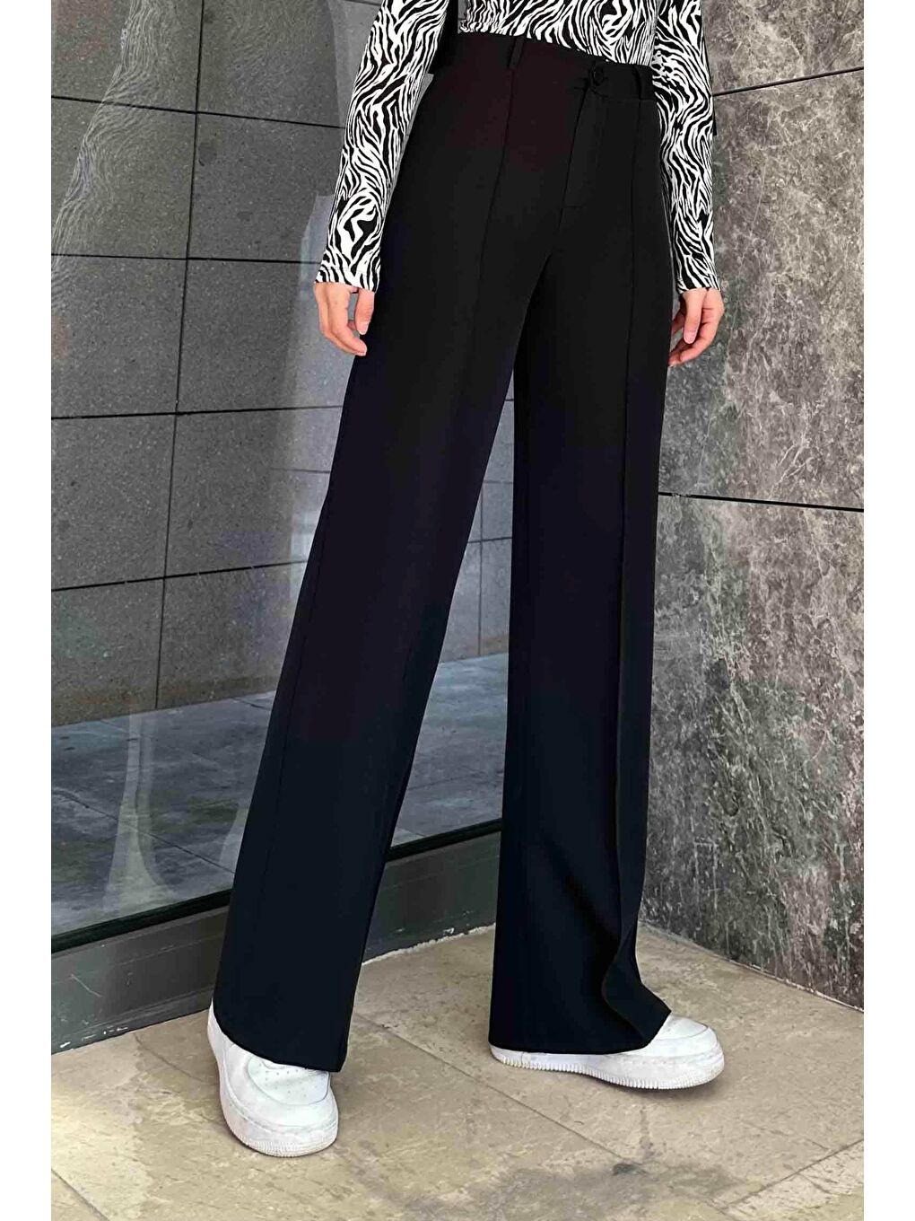 Çımalı Bol Paça Pantolon Siyah-1