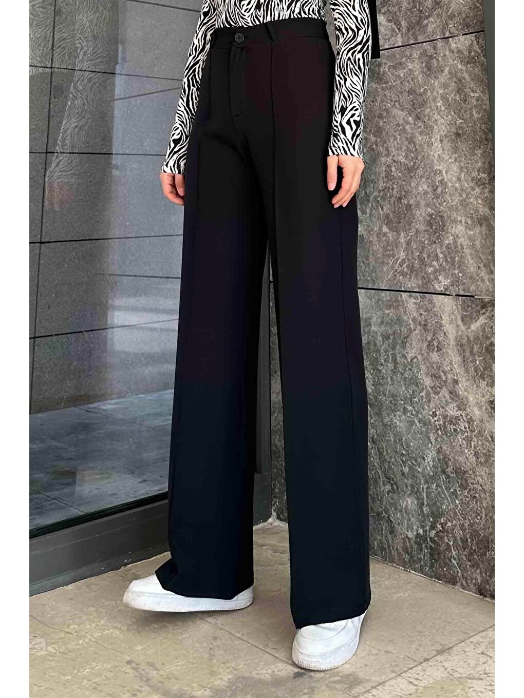 Çımalı Bol Paça Pantolon Siyah-2