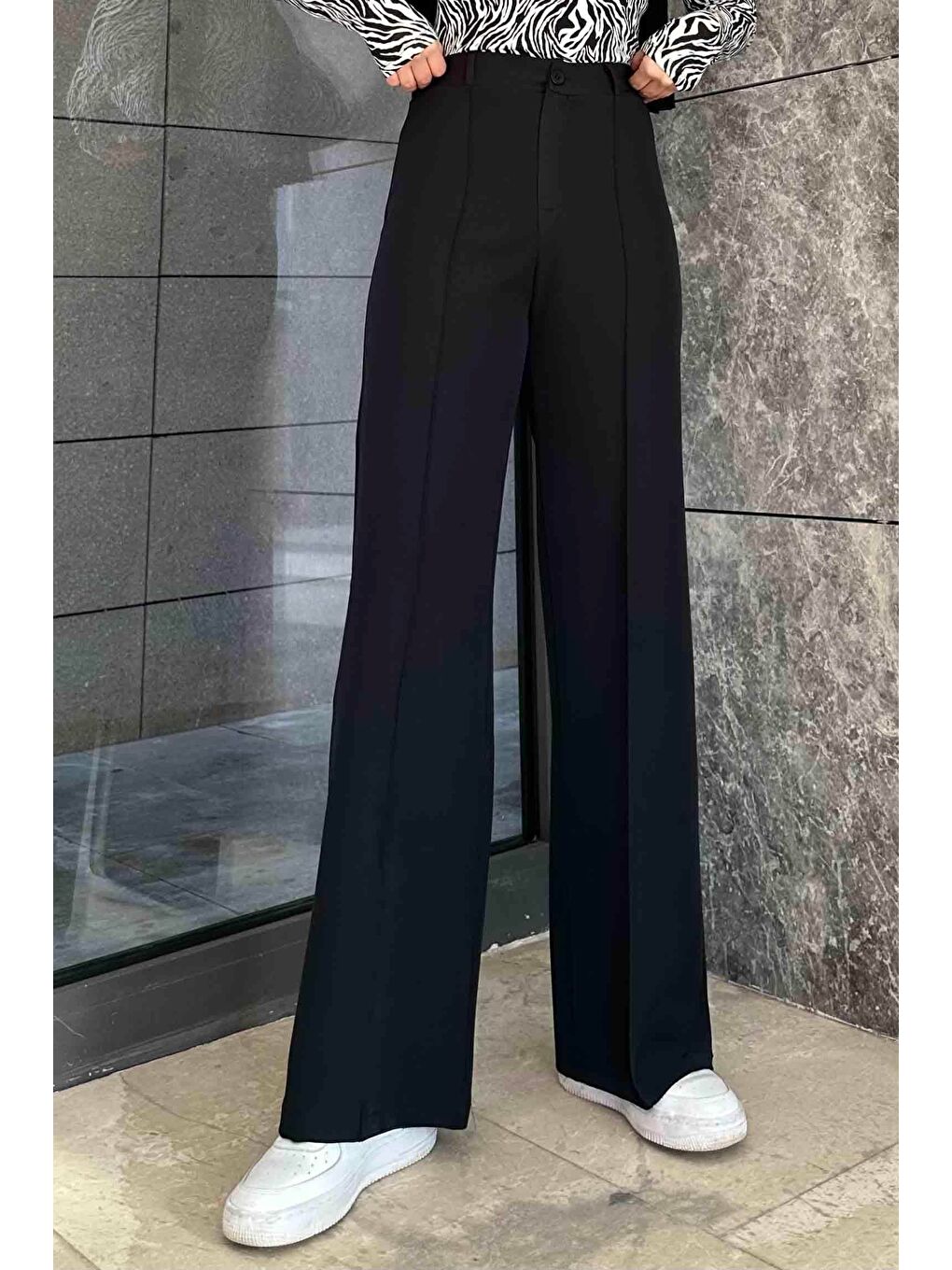 Çımalı Bol Paça Pantolon Siyah-3