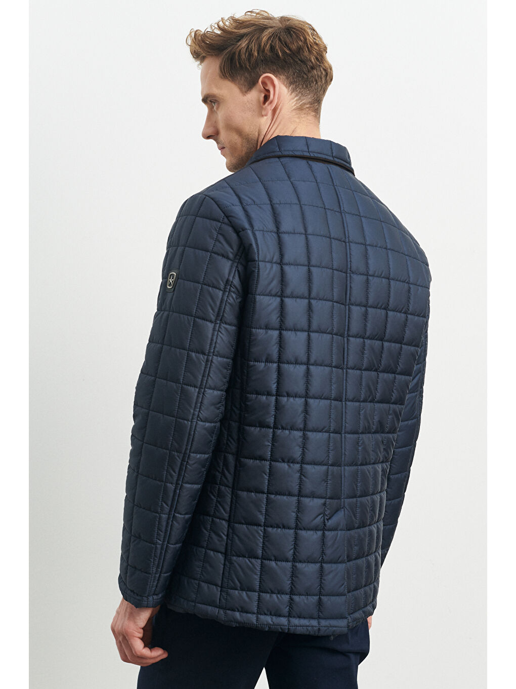 Erkek Lacivert Standart Fit Normal Kesim Bebe Yaka Fermuar Cepli Rüzgar Geçirmez Overcoat-4