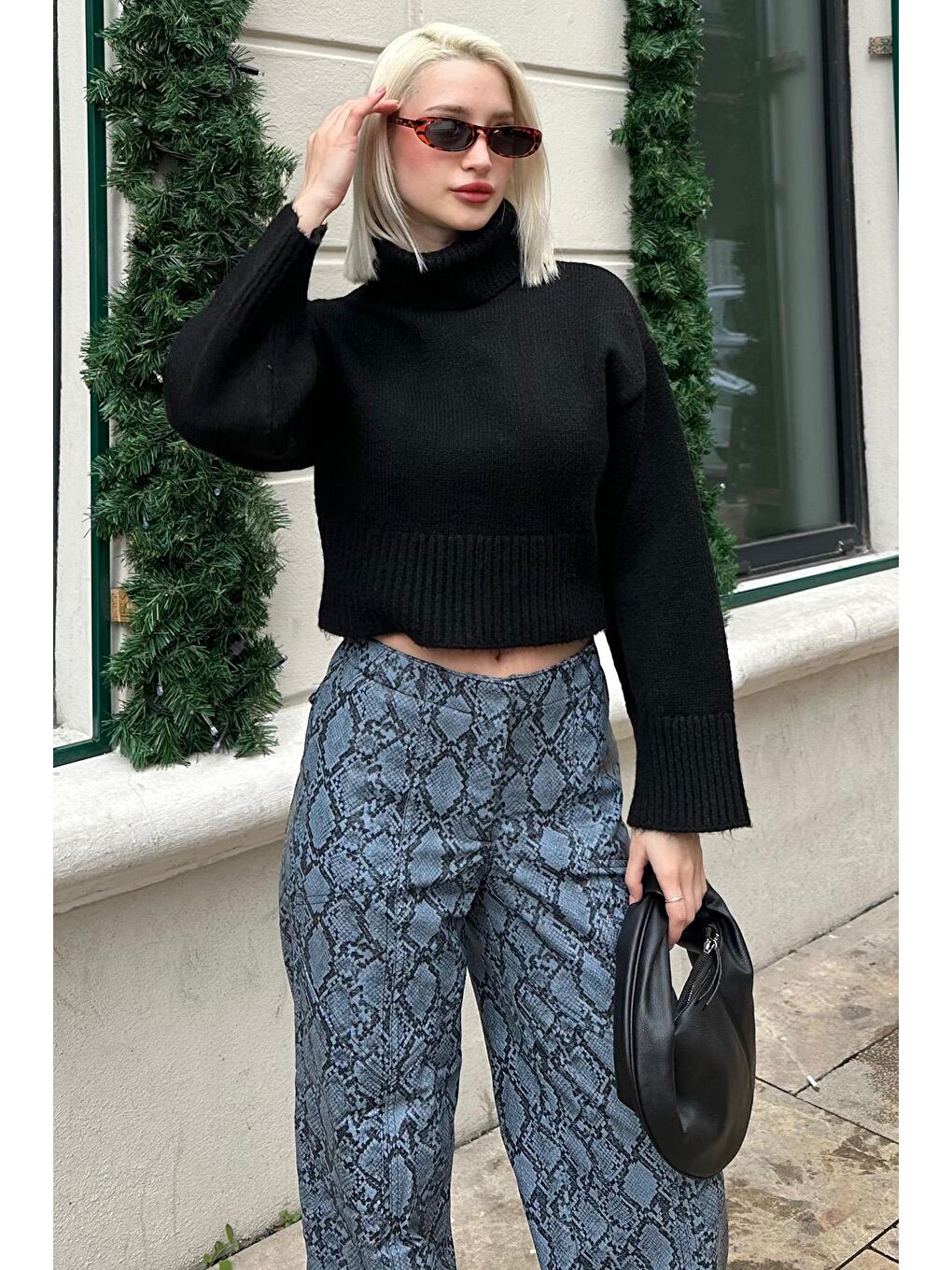 Siyah Boğazlı Kadın Triko Kazak Mg2255