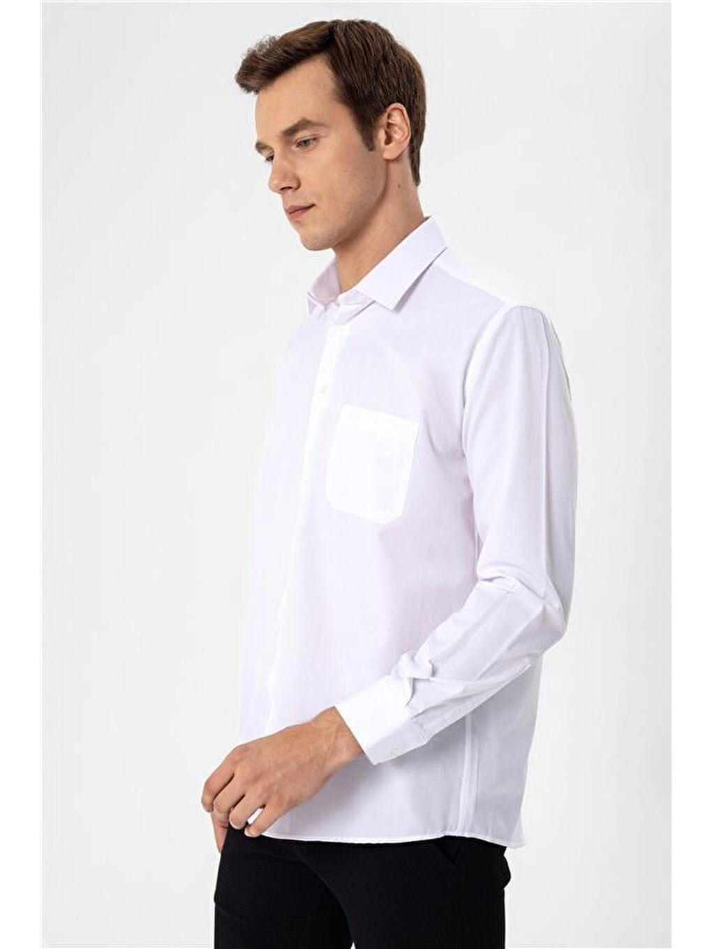 Beyaz Regular Armürlü Klasik Yaka Gömlek-6