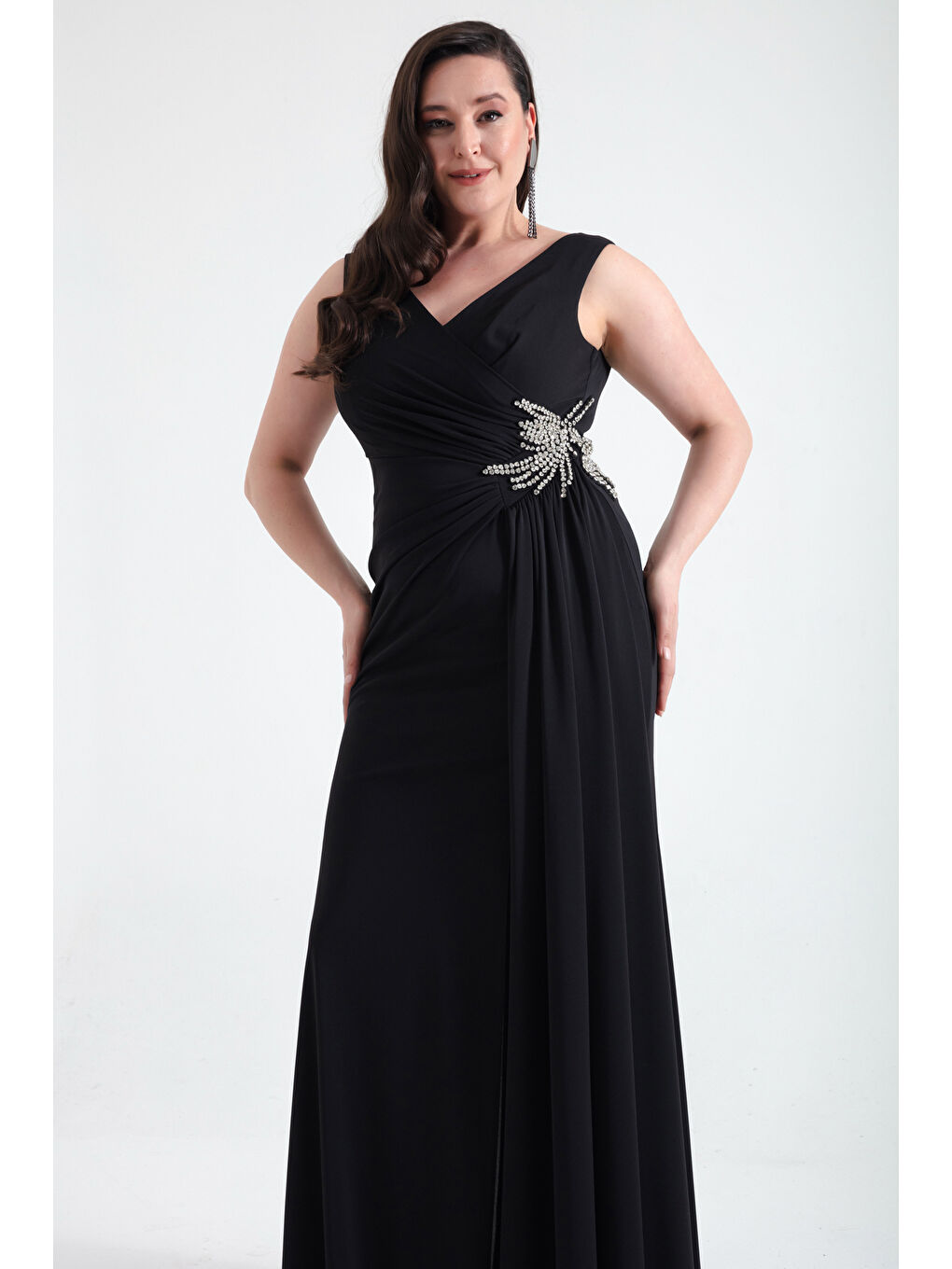 Kadın Siyah Kruvaze Yaka Taşlı Büyük Beden Abiye-1