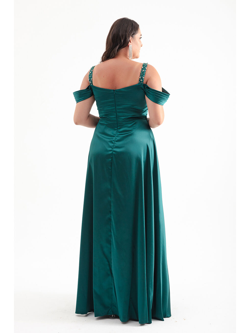 Kadın Zümrüt Yeşili Taş Askılı Drapeli Büyük Beden Uzun Abiye Elbise-4