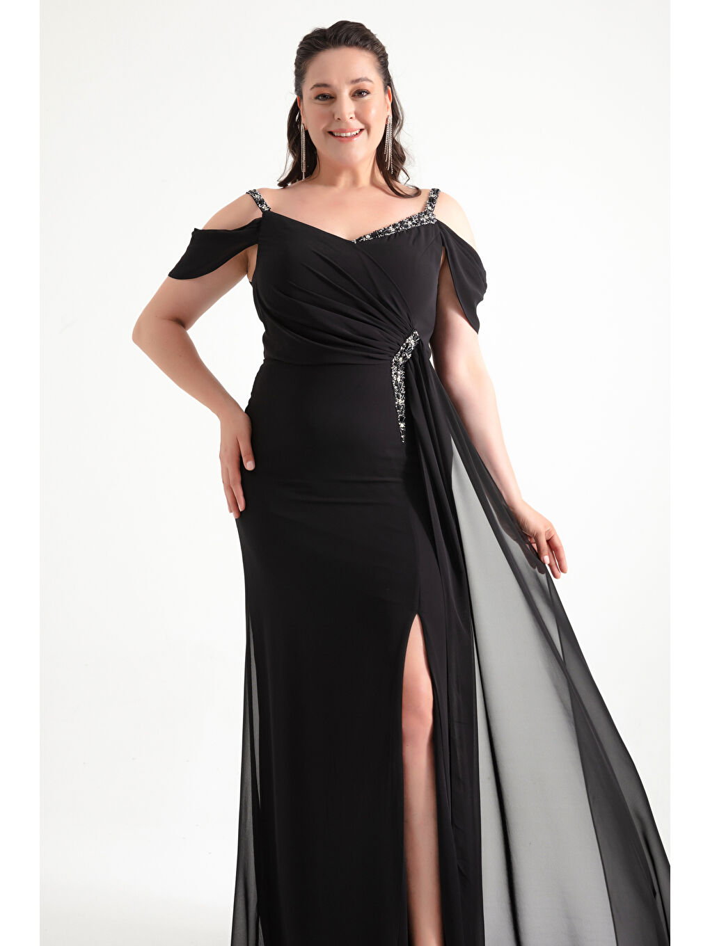 Kadın Siyah Askılı Taşlı Büyük Beden Abiye Elbise-2