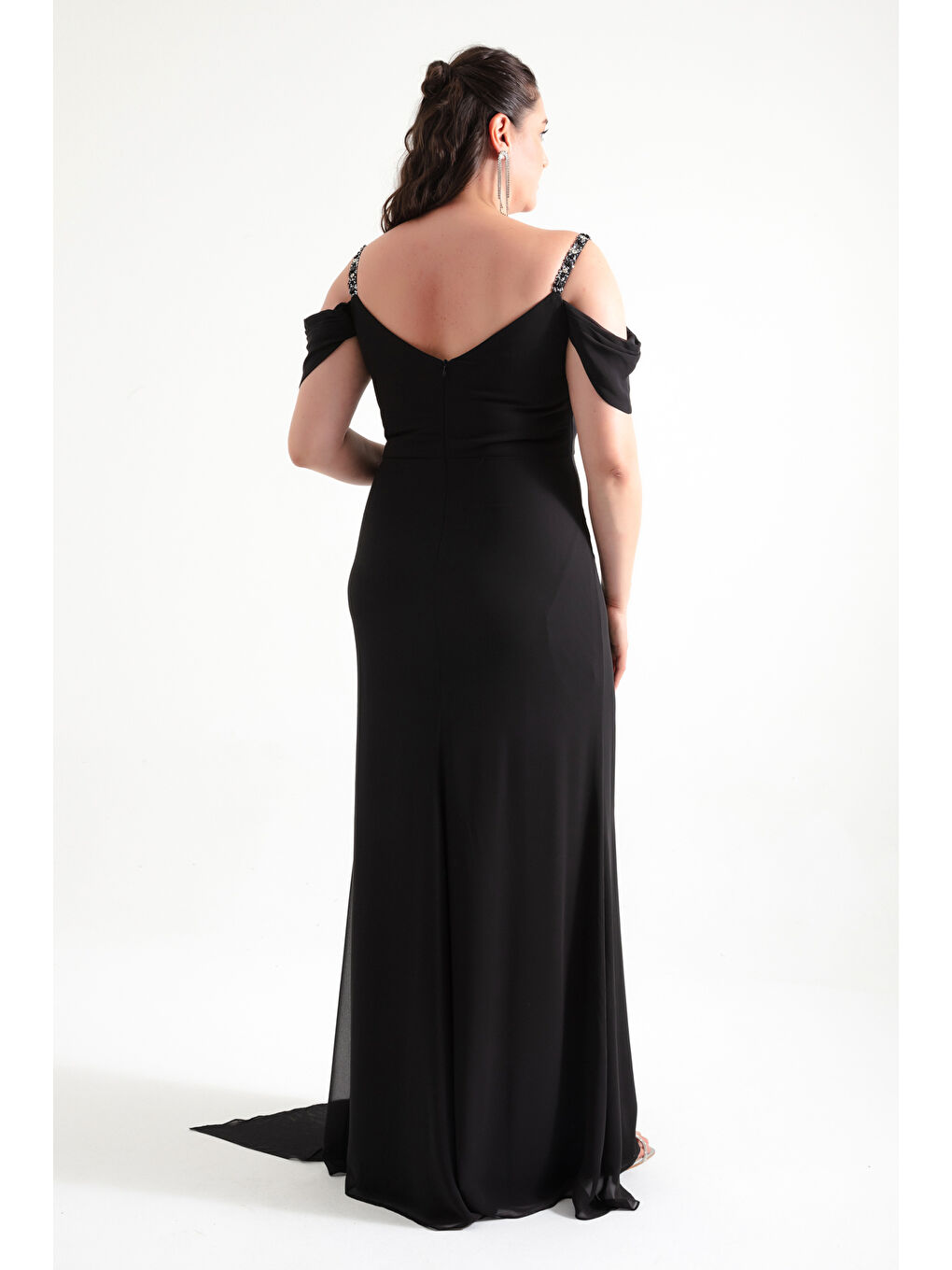 Kadın Siyah Askılı Taşlı Büyük Beden Abiye Elbise-4