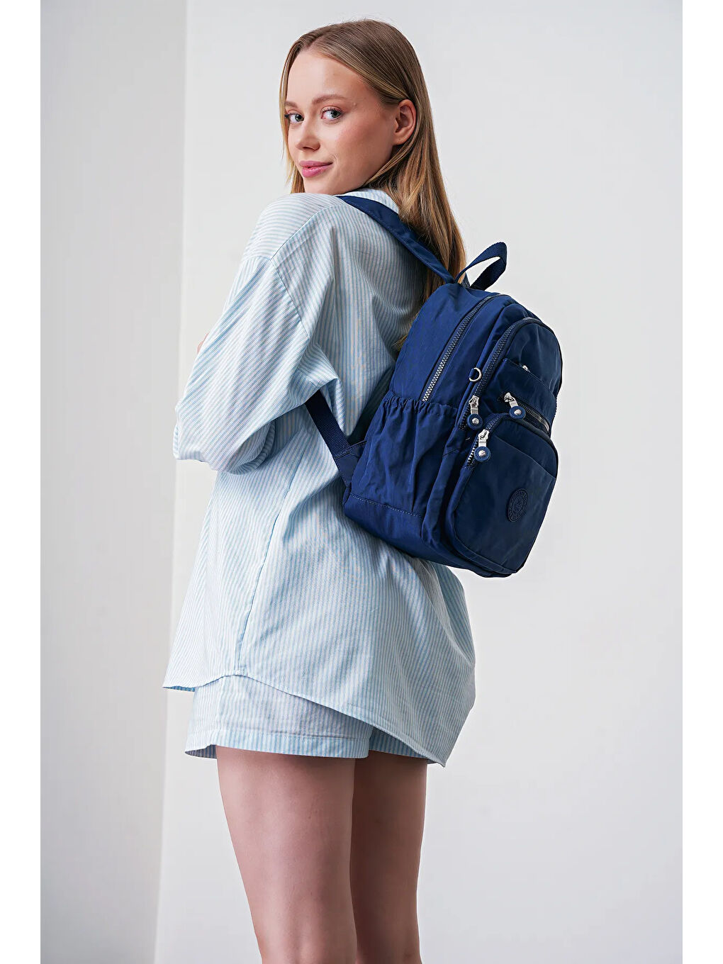 Lacivert Kadın Sırt Çantası BHPC6010-4