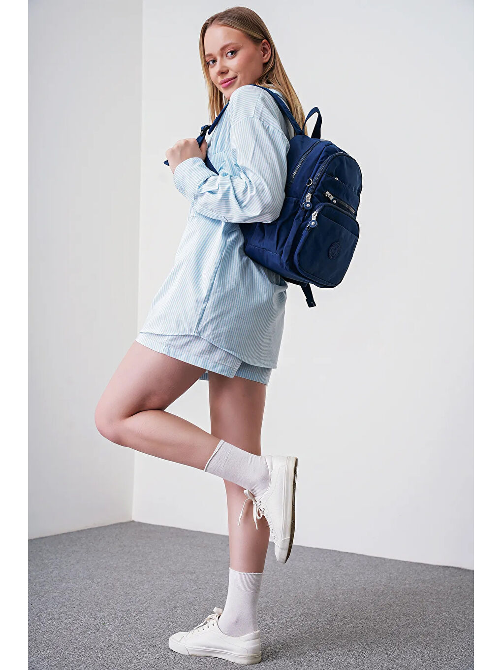 Lacivert Kadın Sırt Çantası BHPC6010-5