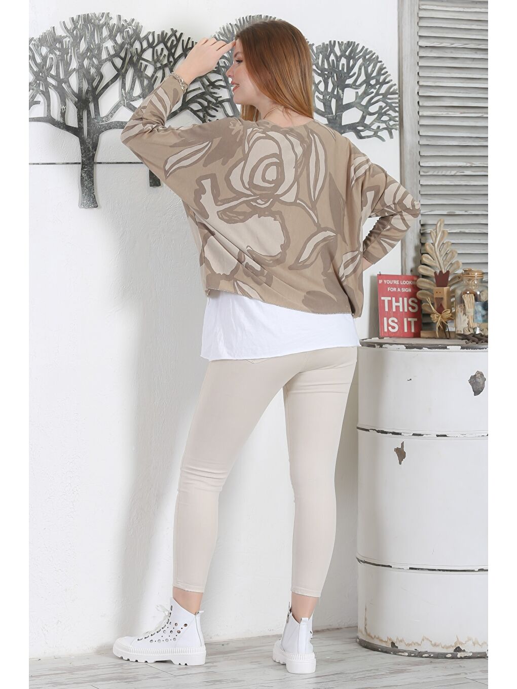 Kahverengi İtalyan Üçlü Set Açık Kahve Yarasa Kol Yaka Ve Etek Ucu Lurex İpli Kolyeli Ve İçi Basic Triko Bluz-7