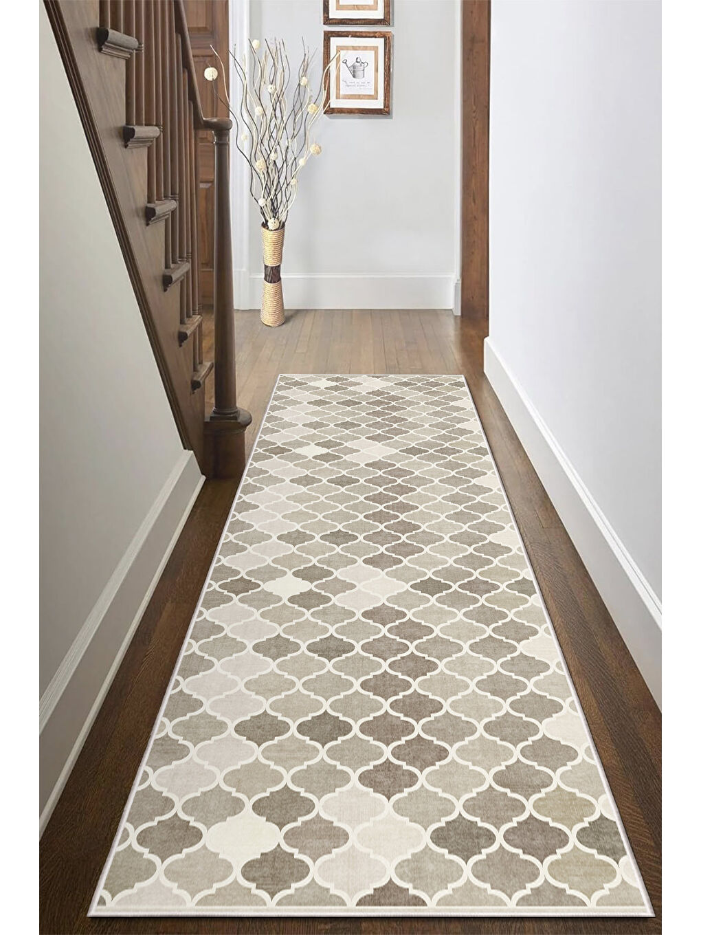 Kahverengi Dekoratif Özel Tasarım Yıkanabilir İnce Kaymaz Tabanlı Modern Halı KECE FR20-4