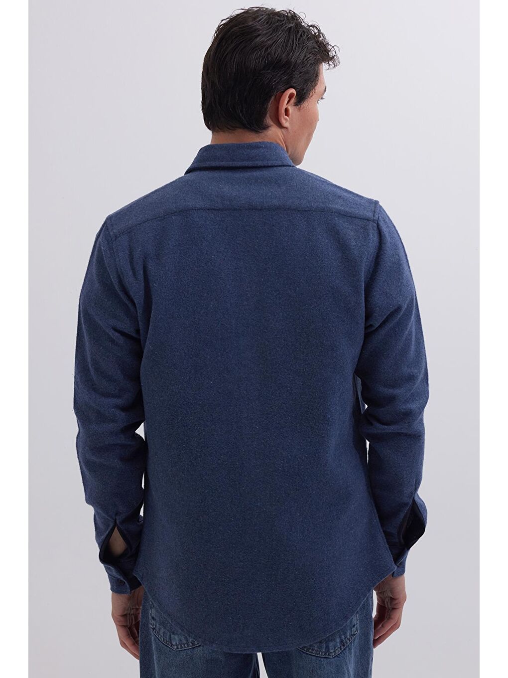 Erkek Slim Fit Tek Cep Kapaklı Düz Oduncu Spor İndigo Gömlek-5