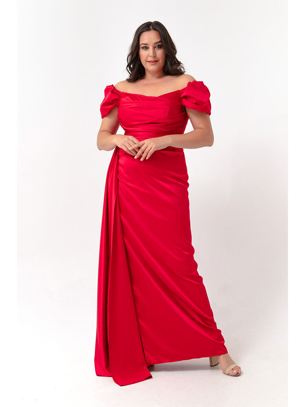 Kadın Kırmızı Kayık Yaka Kuyruklu Uzun Saten Abiye & Mezuniyet Elbisesi-1