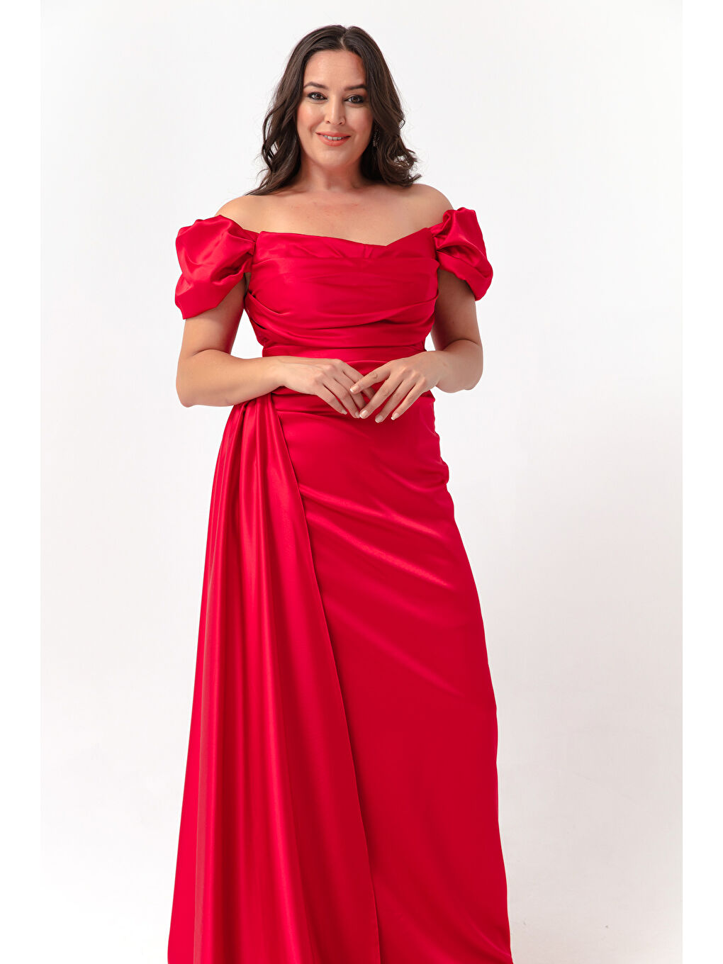 Kadın Kırmızı Kayık Yaka Kuyruklu Uzun Saten Abiye & Mezuniyet Elbisesi-2