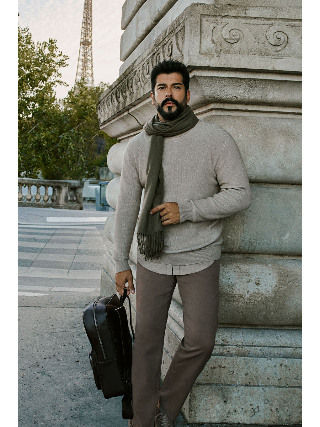 Erkek Ekru Pamuklu Standart Fit Normal Kesim Tam Balıkçı Yaka Basic Triko Kazak