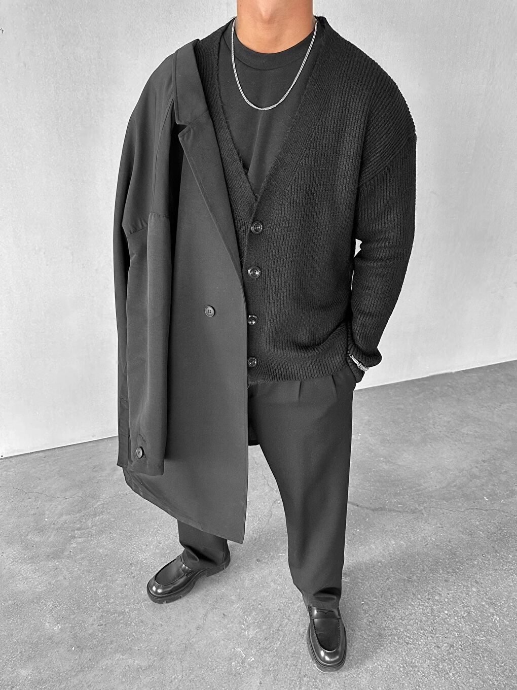 Erkek Kuşaklı Kruvaze Yaka Trençkot Siyah-2