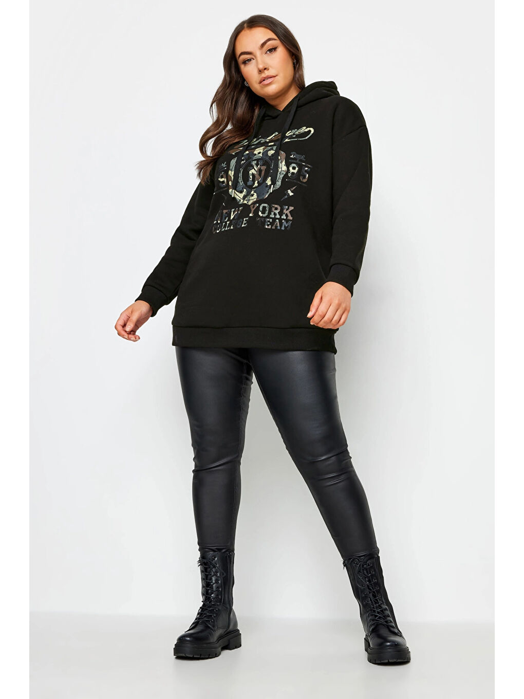 Stil Diva Siyah Büyük Beden Uzun Kollu Kapüşonlu Önü Yazı Baskılı Sweatshirt 302835 - 1