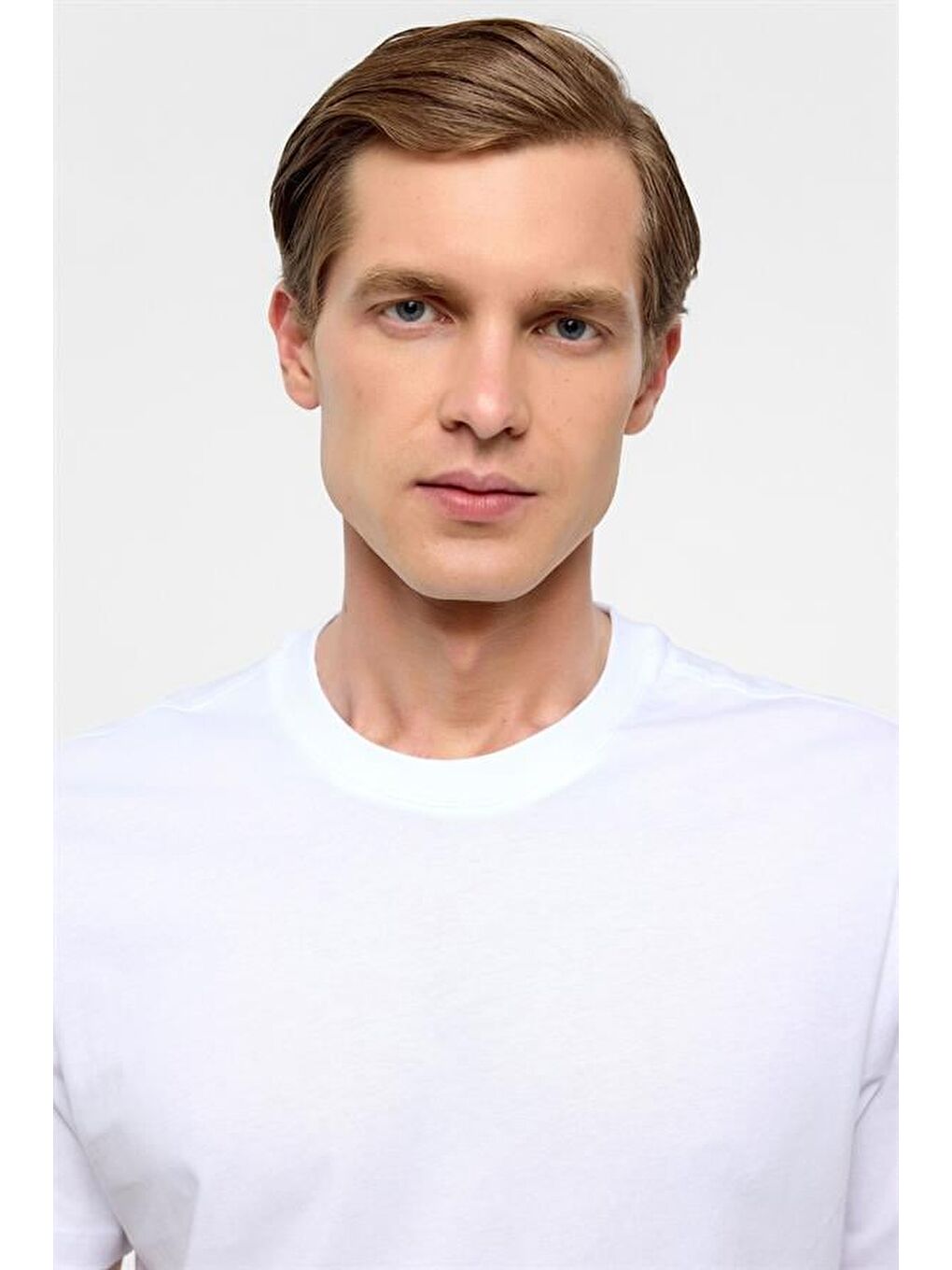 Beyaz Regular Düz Bisiklet Yaka Tişört-2