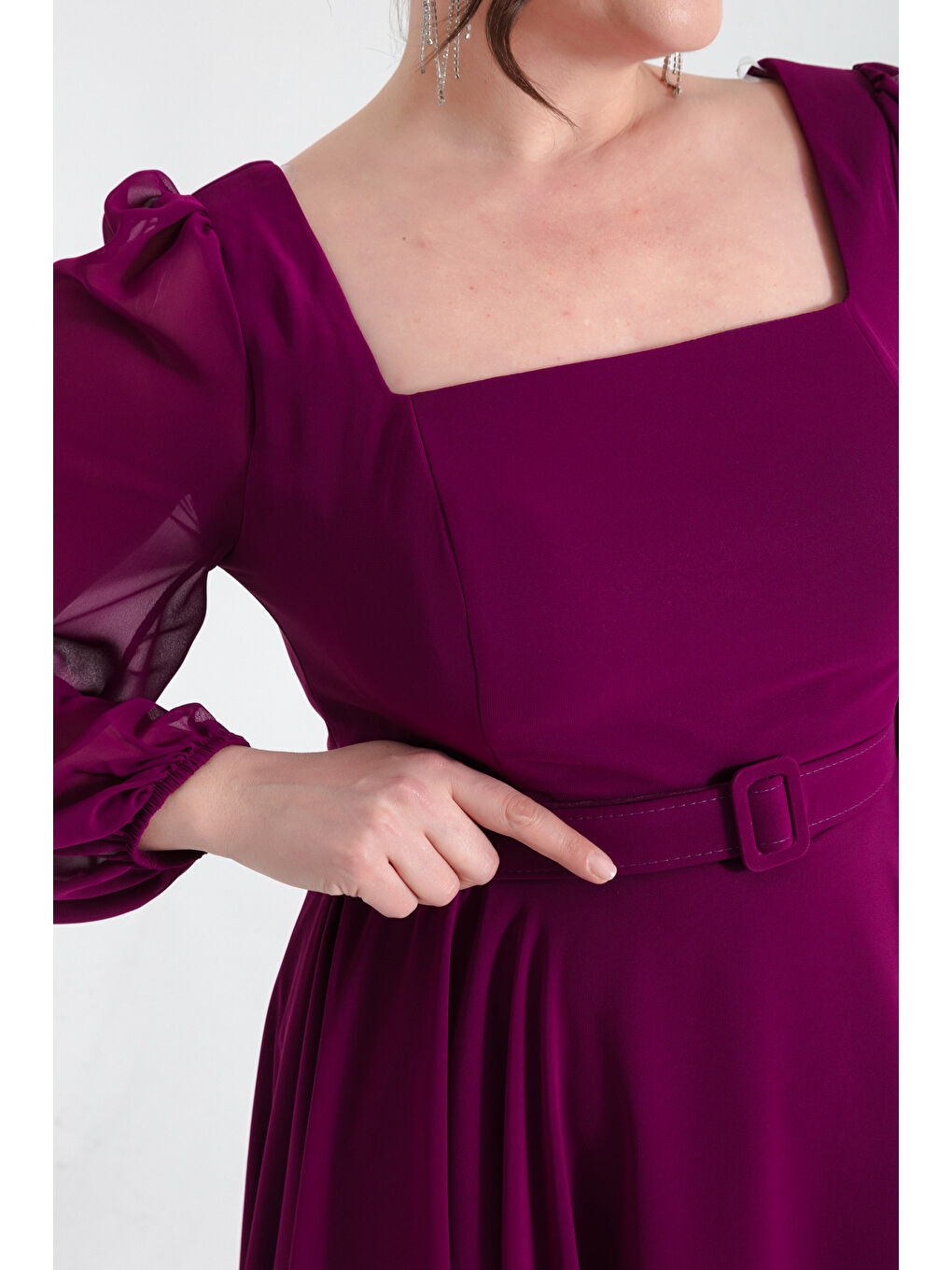 Kadın Mürdüm Kare Yaka Kemerli Midi Şifon Büyük Beden Abiye Elbise-3