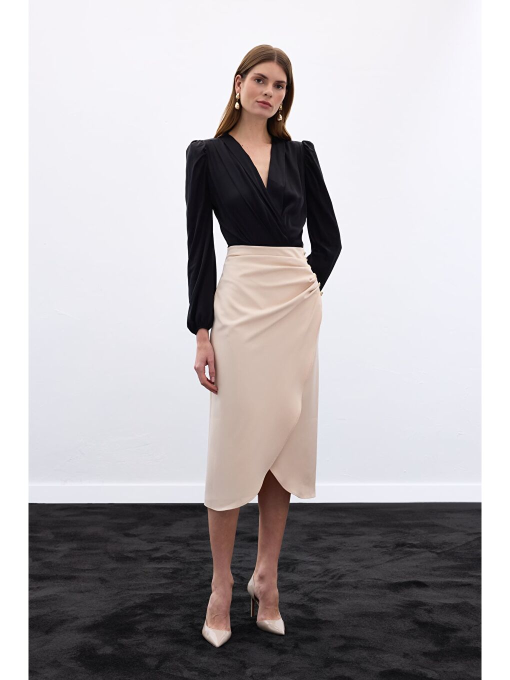 Düğme Detaylı Kalem Etek - Bej-1