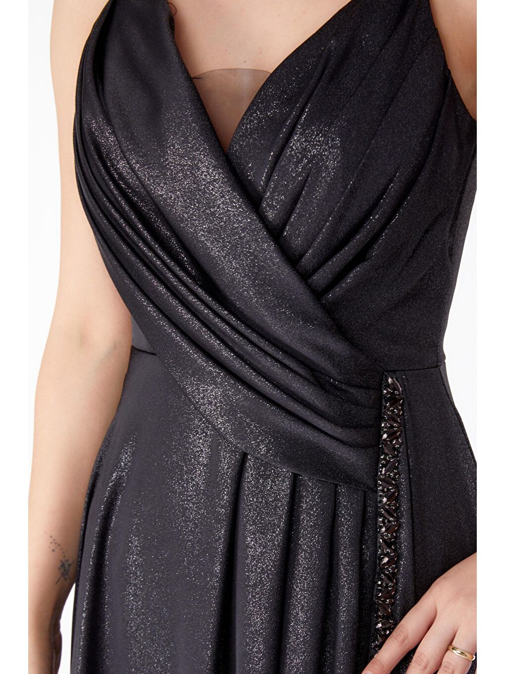 Düz Kruvaze Yaka Kadın Siyah Simli Kolsuz Abiye Ese - 25459-4