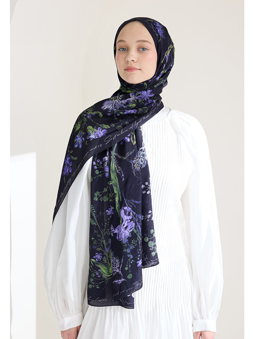 Garden Joy Floş Viskon Şal Lacivert