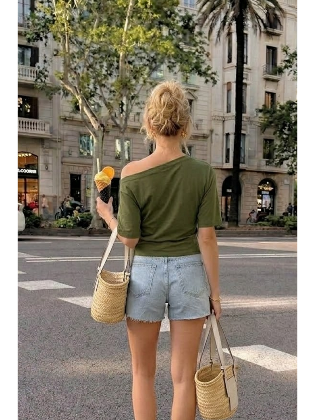 Kadın Omzu Dekolteli Basic Haki Tişört-4
