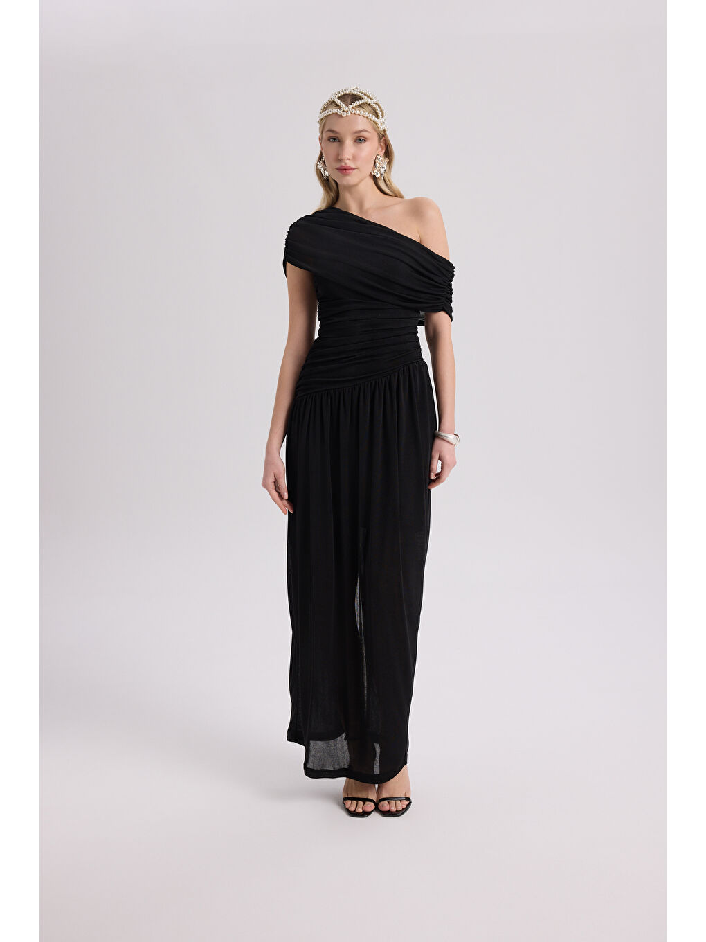 Liraya Asimetrik Siyah Uzun Elbise-1