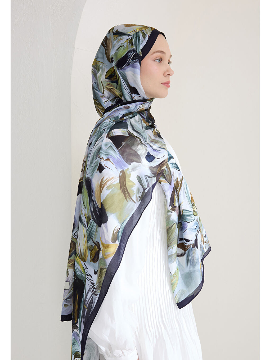 Vanılla Blossom Floş Viskon Şal Lacivert