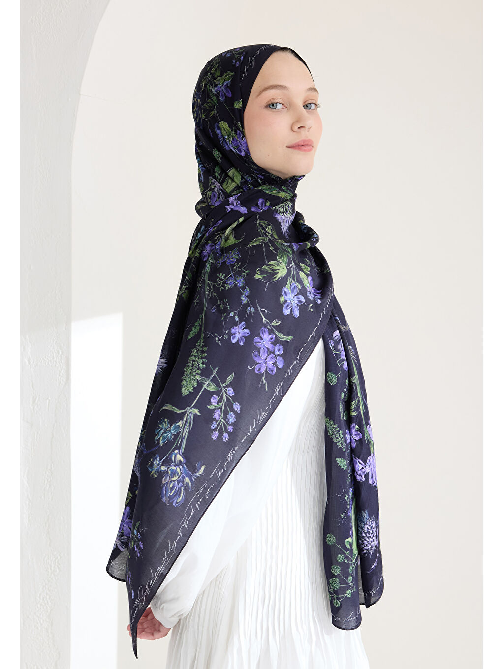 Garden Joy Floş Viskon Şal Lacivert-1