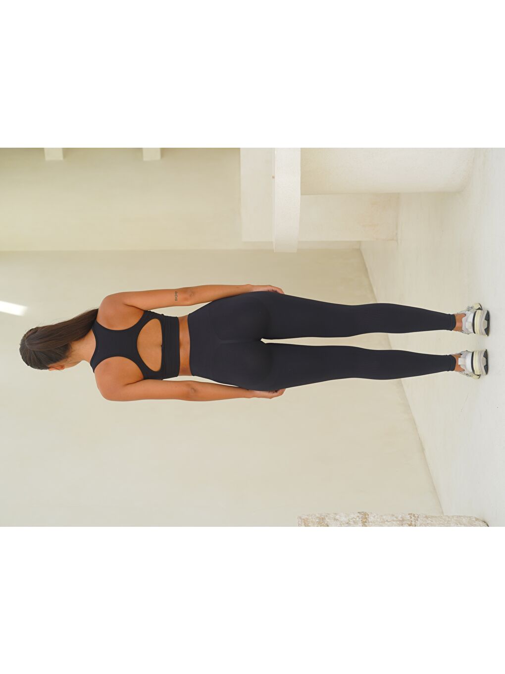 Surya Siyah Destekli Spor Sütyeni-3