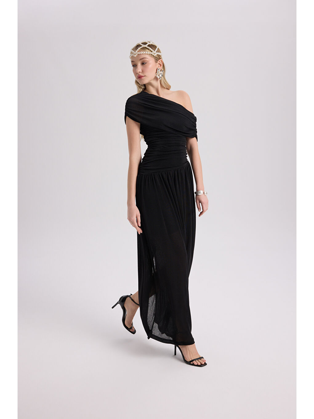 Liraya Asimetrik Siyah Uzun Elbise-3