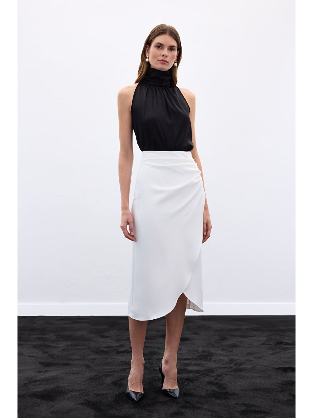 Düğme Detaylı Kalem Etek - Ekru-4