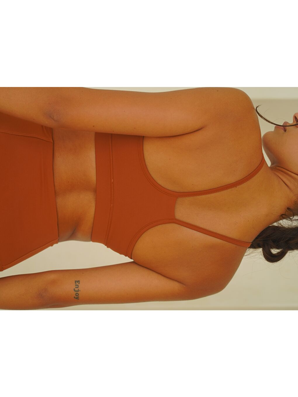 Kahverengi Fold Kaplı Spor Tarçın Crop-3