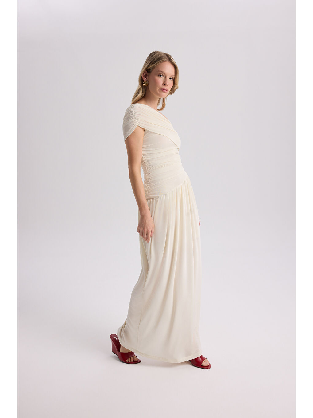 Liraya Asimetrik Ekru Uzun Elbise-2