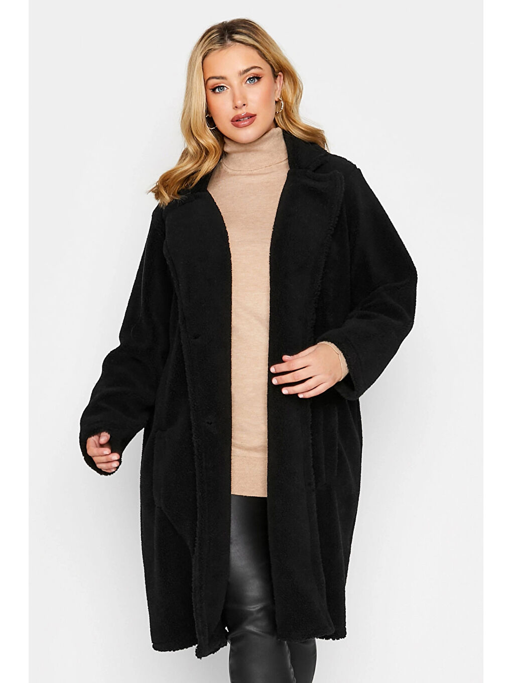 Siyah Büyük Beden Uzun Kollu Düğmeli Cepli Suni Kürk Kaban 301262