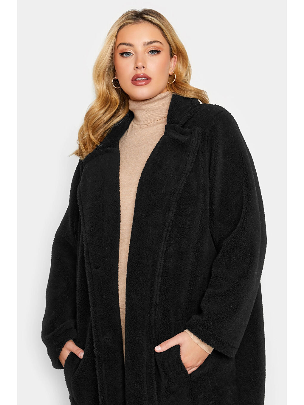 Siyah Büyük Beden Uzun Kollu Düğmeli Cepli Suni Kürk Kaban 301262-3