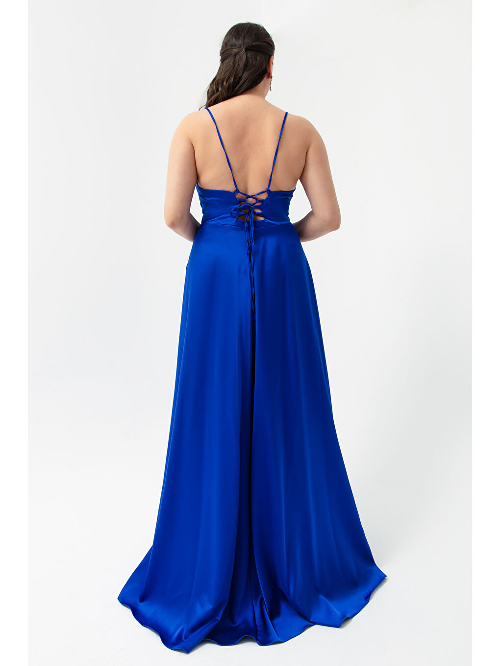 Mavi Kadın Saks Volanlı Yırtmaçlı Büyük Beden Saten Abiye Mezuniyet Elbisesi-4