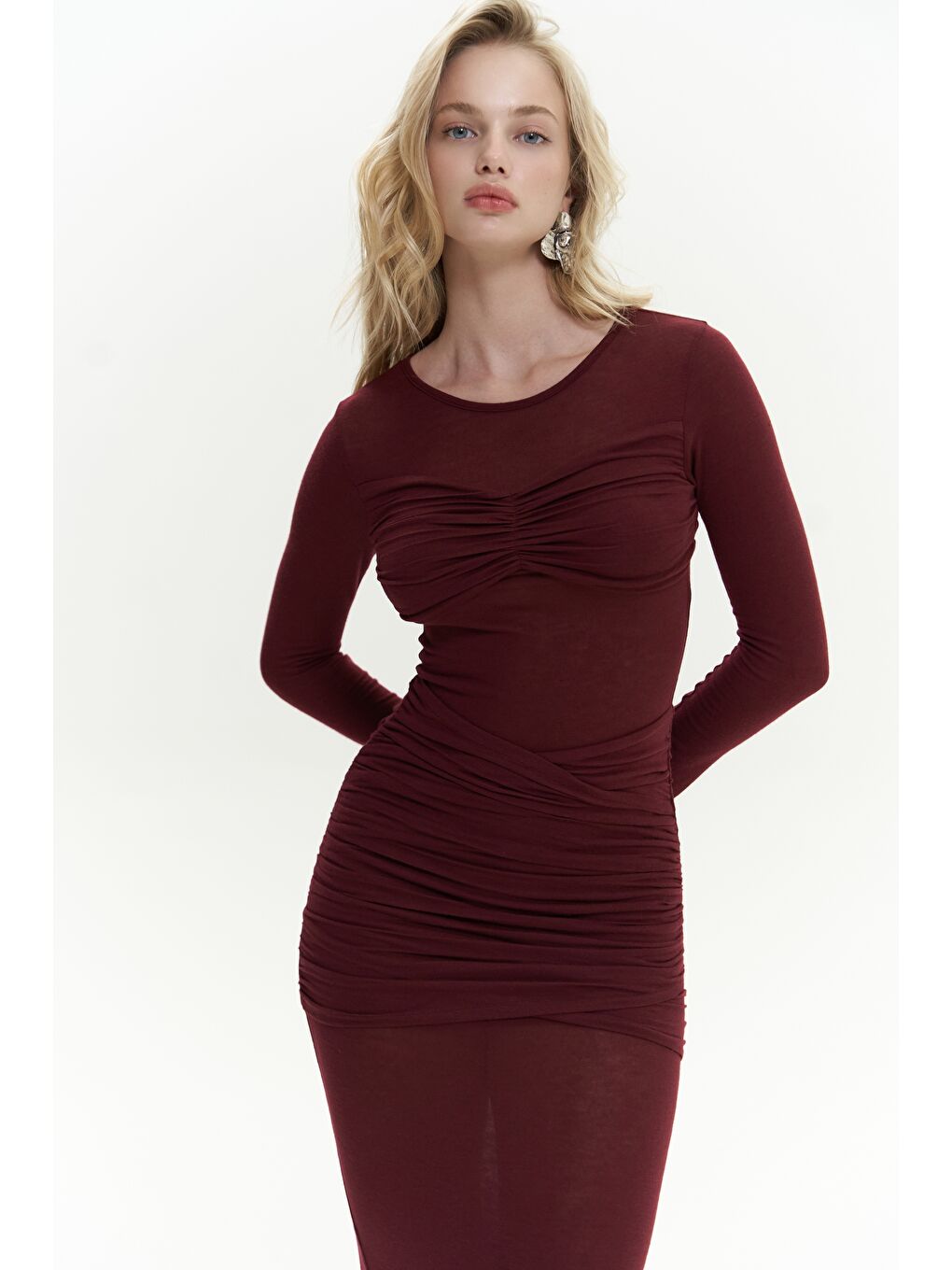 Mai Collection Samia Göğüs Detay Uzun Bordo Elbise - 3